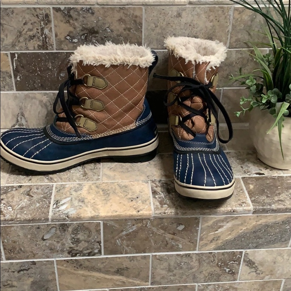 Sorel waterproof boots